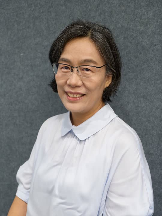 Zhihong Zhou